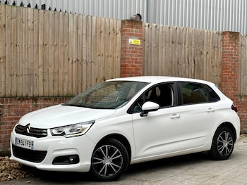 Used Citroen C4 2017 for sale - 76477406: Photo