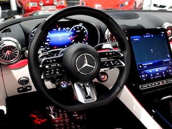 Used Mercedes-Benz SL 2025 for sale - 78290337: Photo