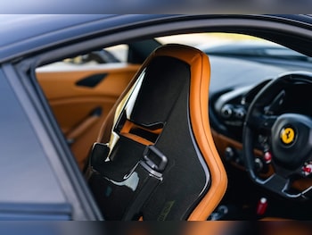 Used Ferrari 488 2015 for sale - 76328865: Photo