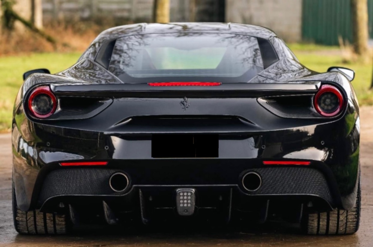 Used Ferrari 488 2015 for sale - 76328865: Photo 3