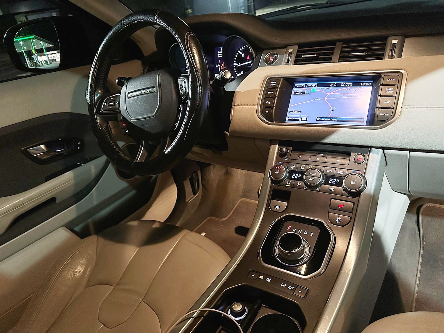 Used Land Rover Range Rover Evoque 2012 for sale - 77264755: Photo 2