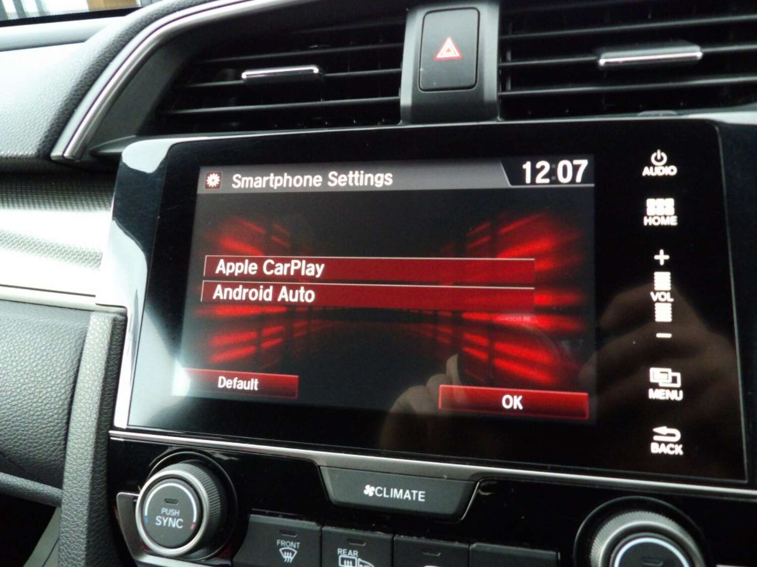 Used Honda Civic 2018 for sale - 76643744: Photo 33