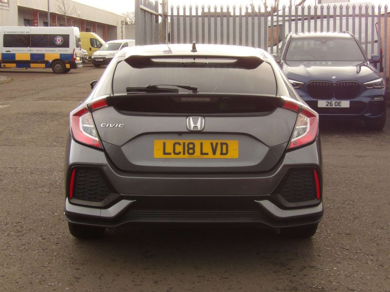 Used Honda Civic 2018 for sale - 76643744: Photo 6