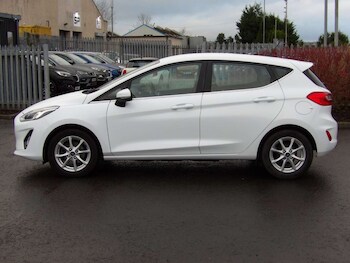 Used Ford Fiesta 2018 for sale - 77022335: Photo