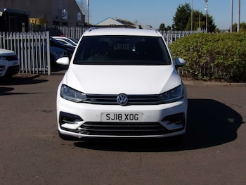 Used Volkswagen Touran 2018 for sale - 78418804: Photo