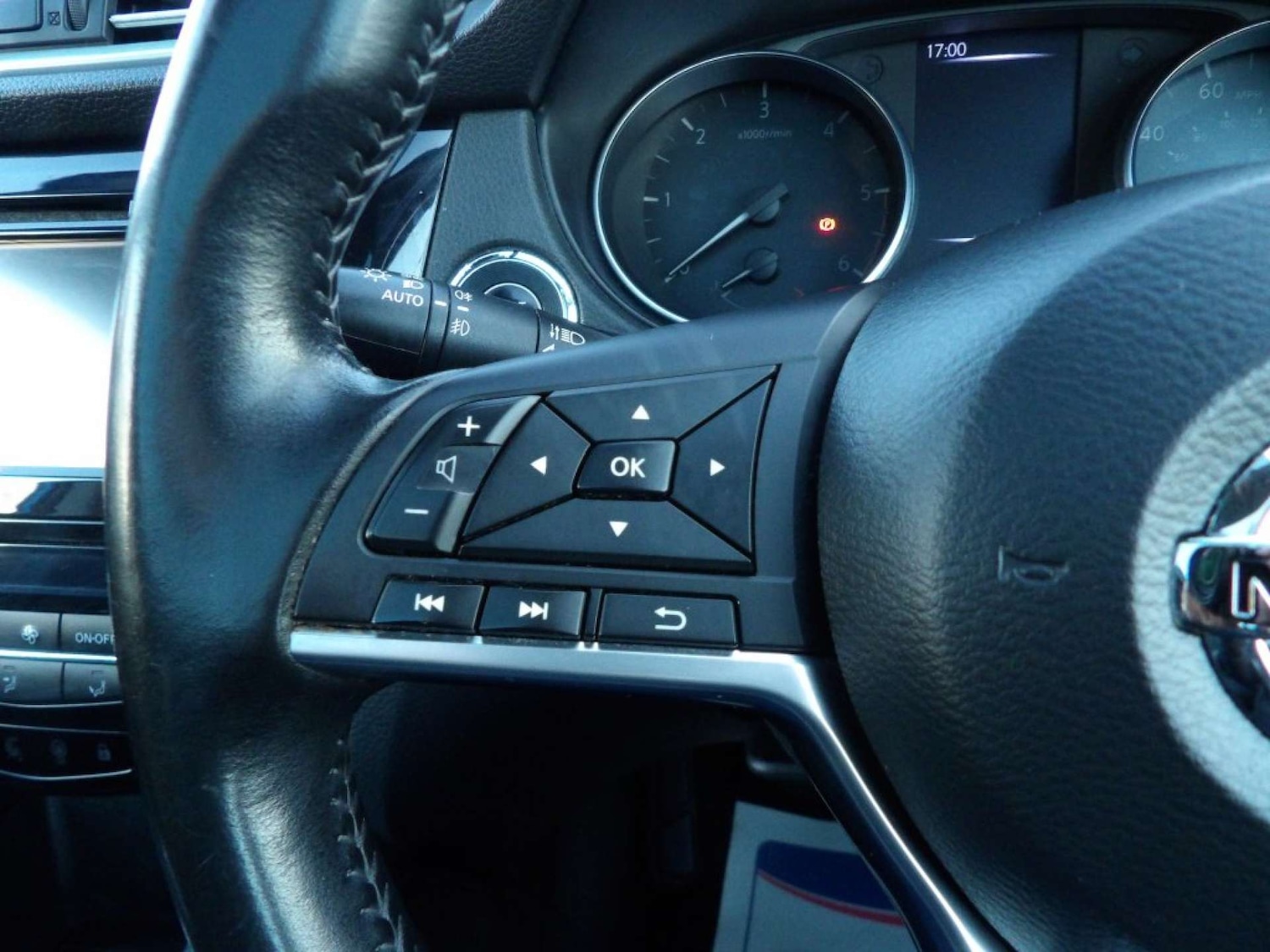 Used Nissan Qashqai 2017 for sale - 77721684: Photo 26