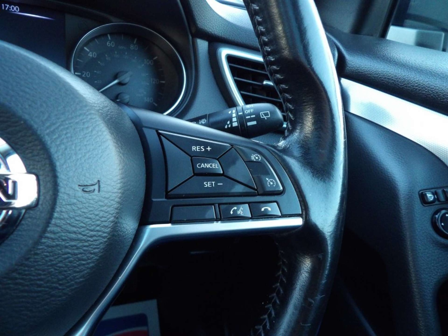 Used Nissan Qashqai 2017 for sale - 77721684: Photo 27