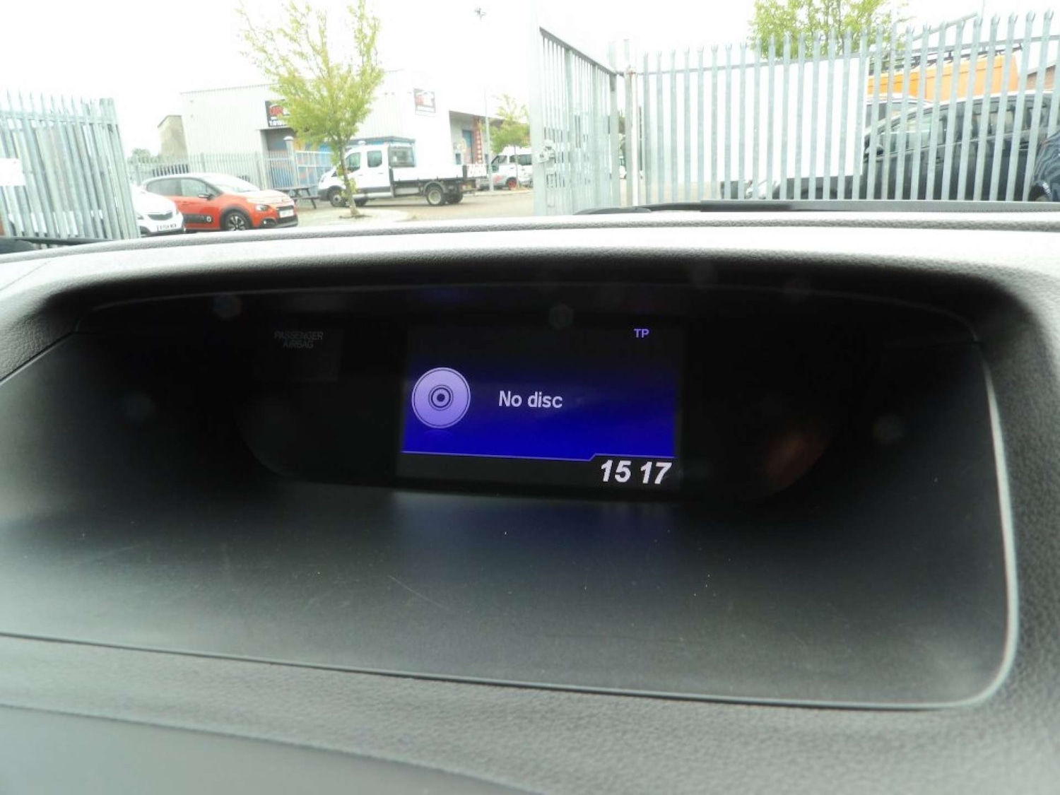 Used Honda CR-V 2014 for sale - 76601008: Photo 33