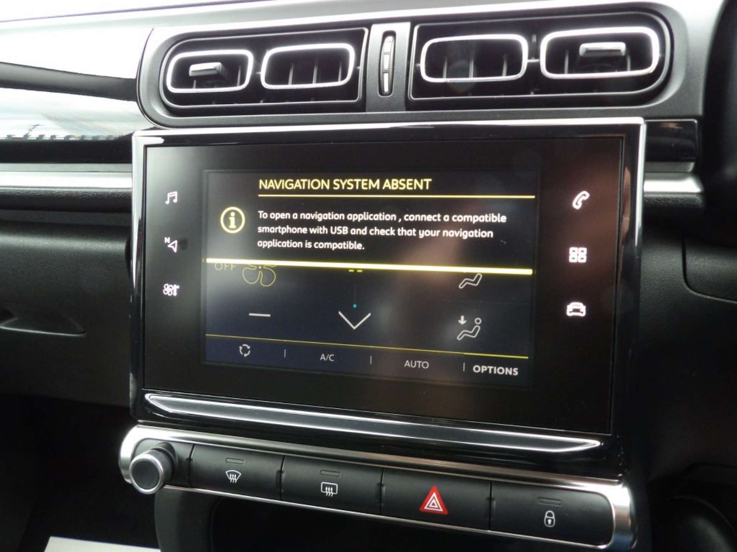 Used Citroen C3 2018 for sale - 76363856: Photo 25