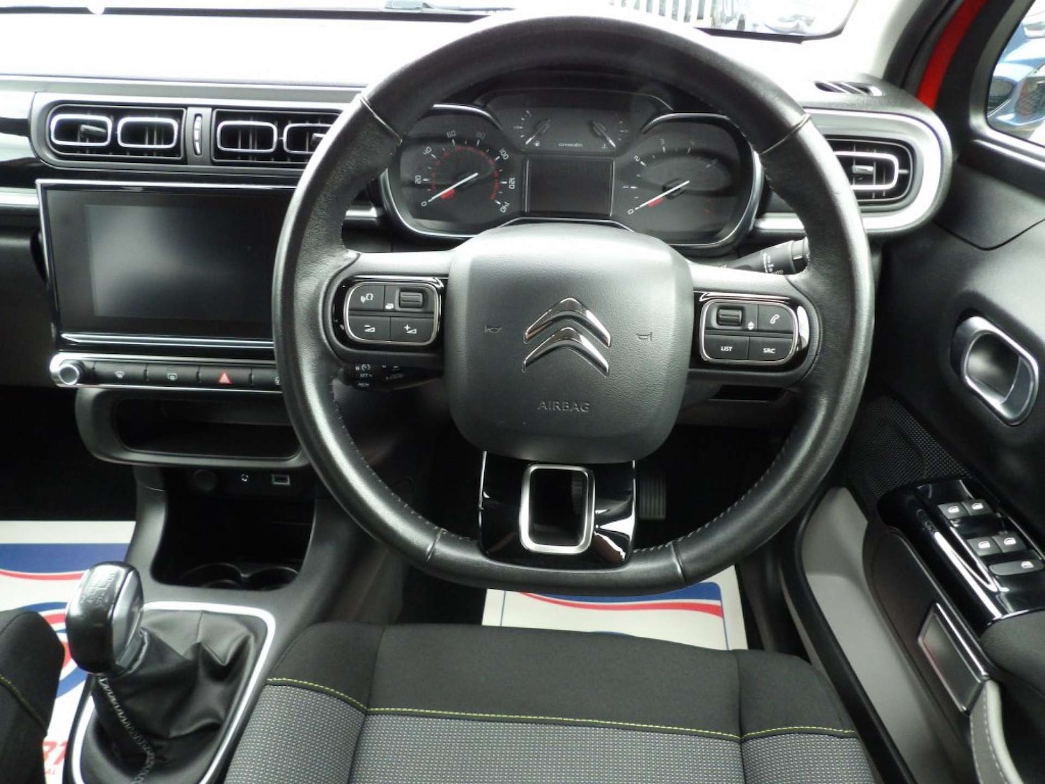 Used Citroen C3 2018 for sale - 76363856: Photo 9