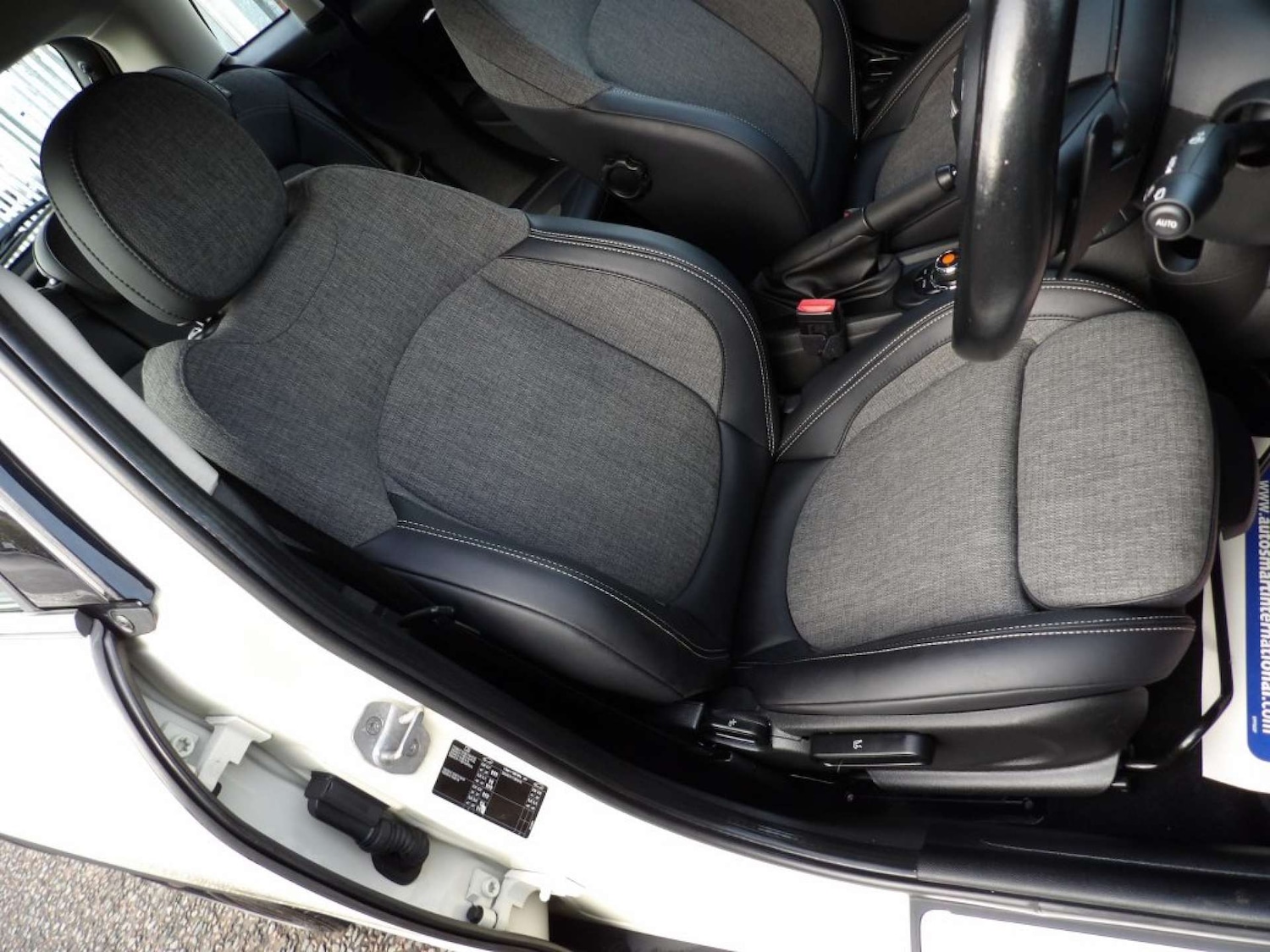 Used MINI Hatch 2016 for sale - 76600849: Photo 13