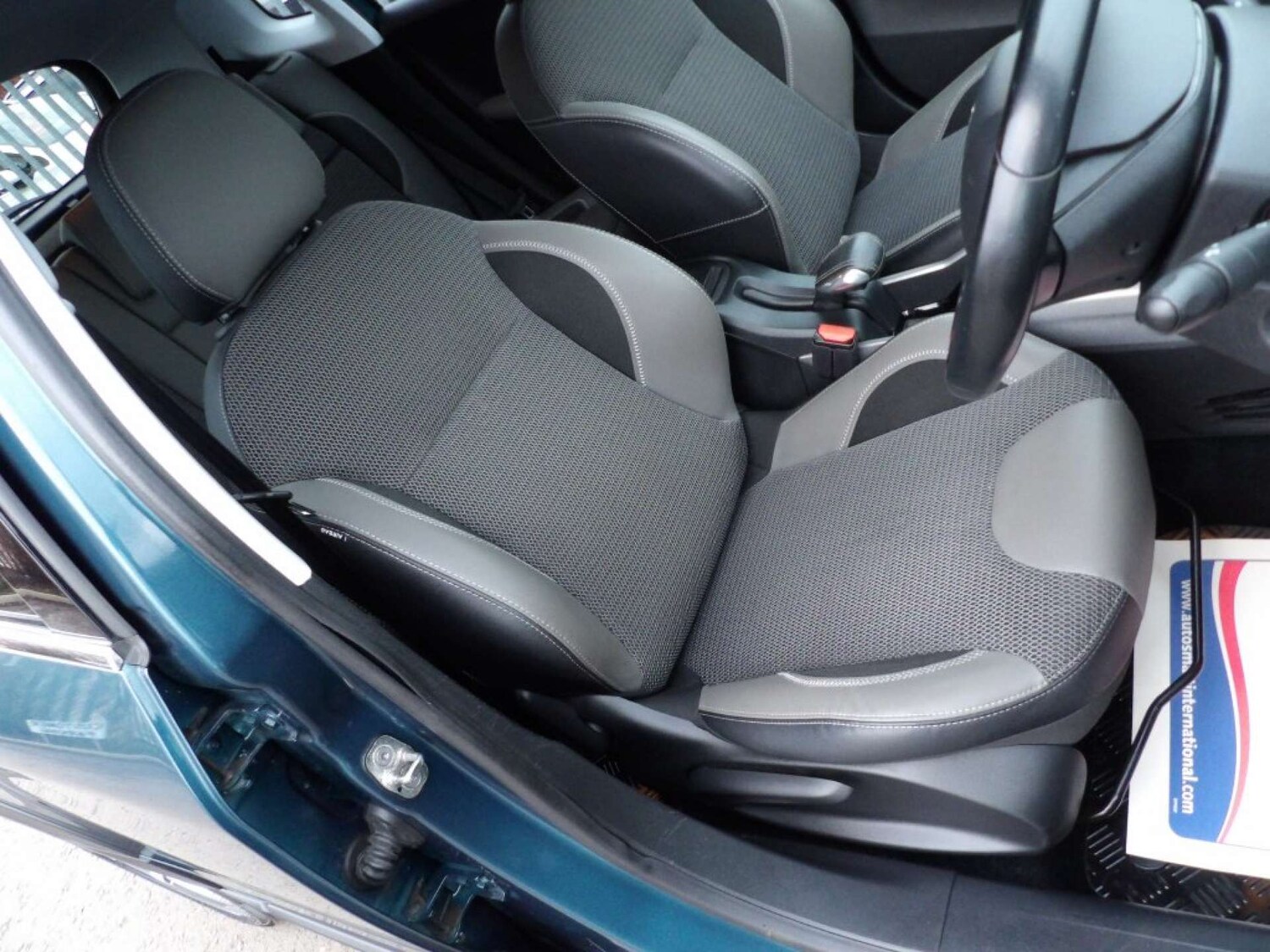 Used Peugeot 2008 2017 for sale - 77807482: Photo 12