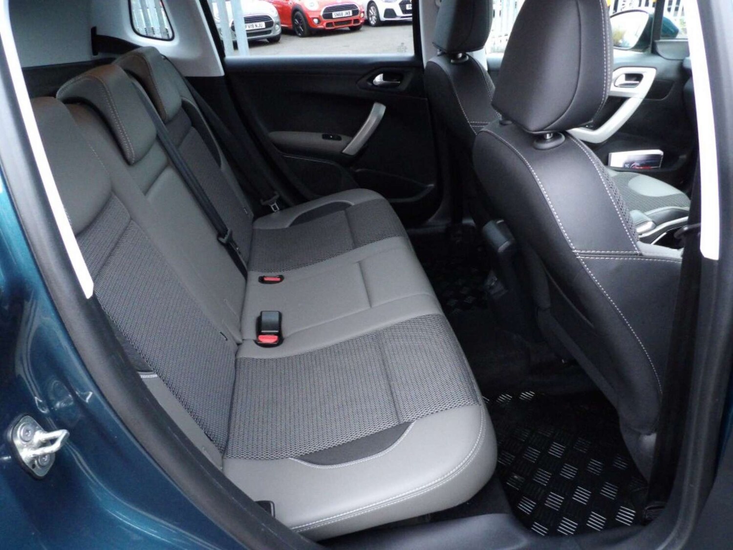 Used Peugeot 2008 2017 for sale - 77807482: Photo 13