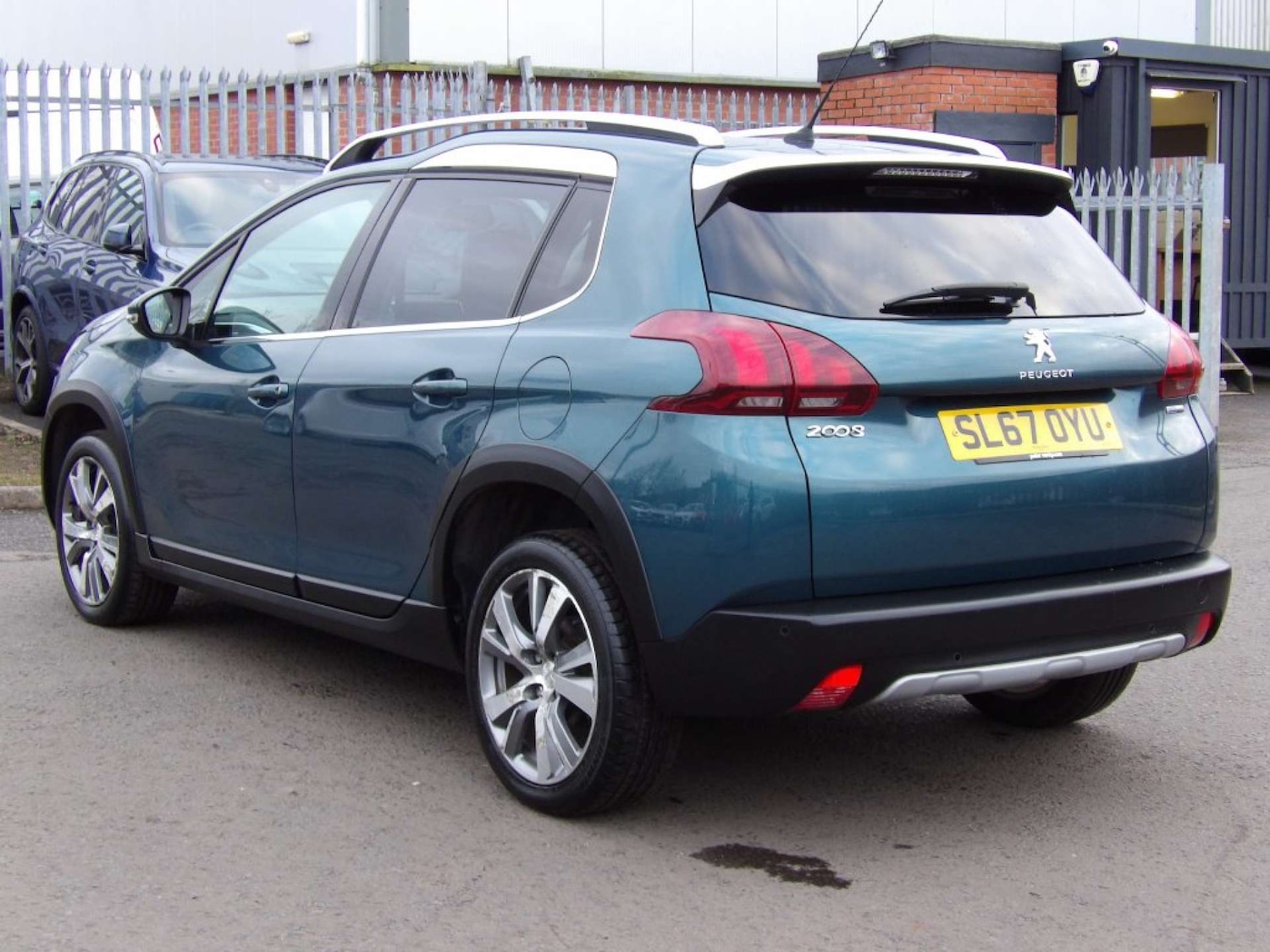 Used Peugeot 2008 2017 for sale - 77807482: Photo 5