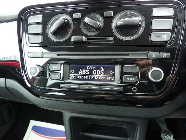 Used Volkswagen up! 2015 for sale - 76278191: Photo 22