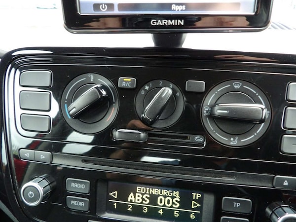 Used Volkswagen up! 2015 for sale - 76278191: Photo 24