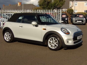 Used MINI Convertible 2016 for sale - 76005437: Photo