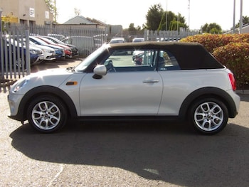 Used MINI Convertible 2016 for sale - 76005437: Photo