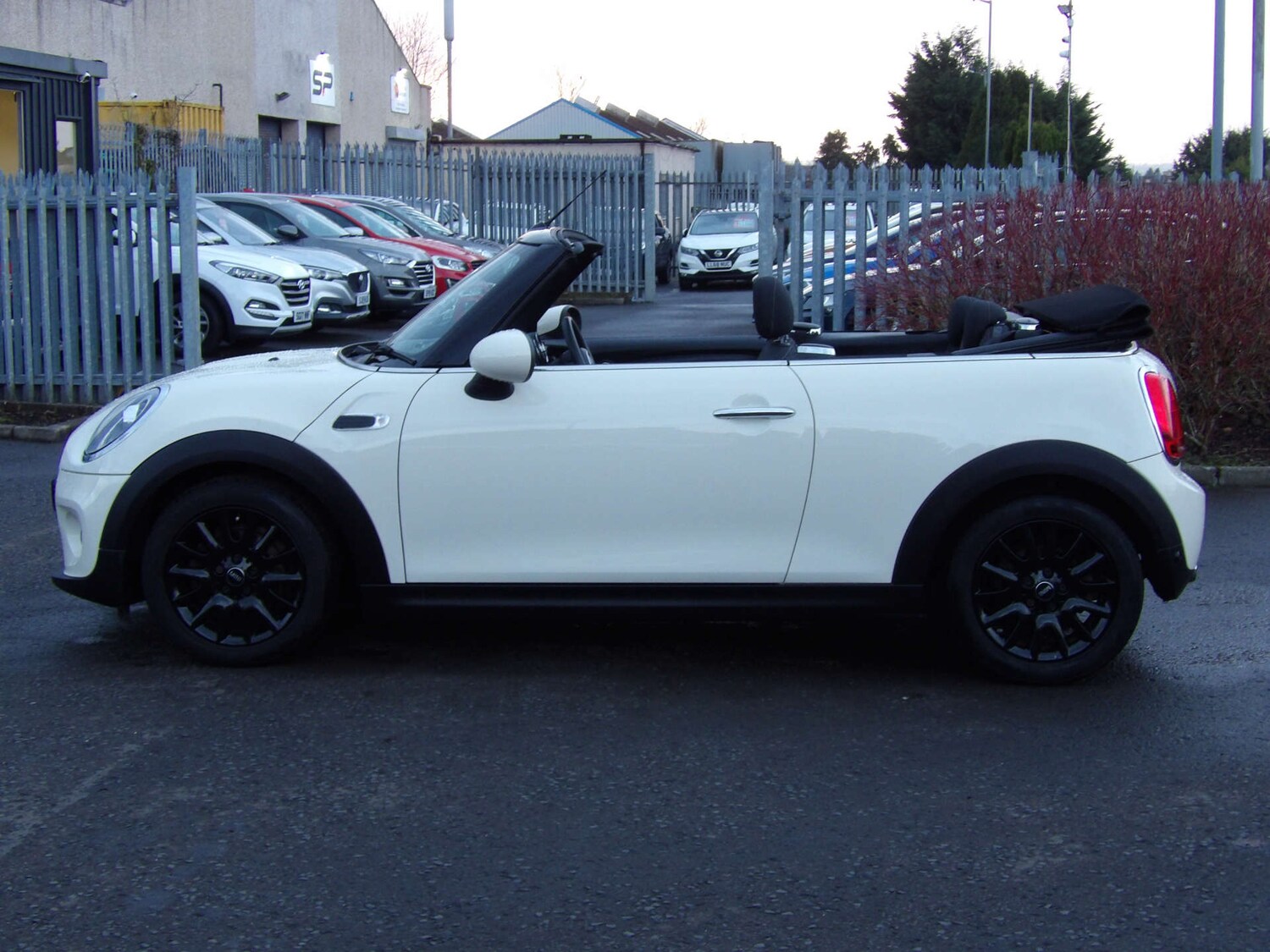 Used MINI Convertible 2018 for sale - 77140922: Photo 12