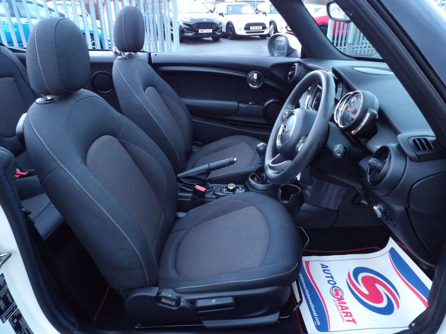 Used MINI Convertible 2018 for sale - 77140922: Photo 20