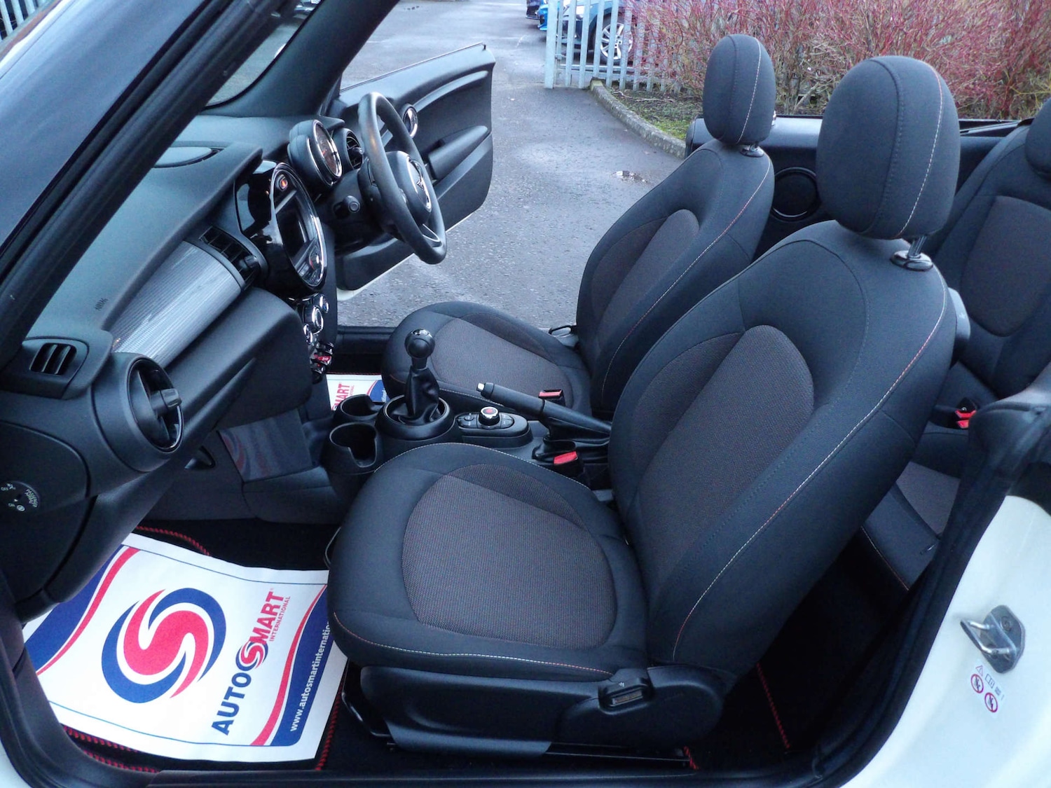 Used MINI Convertible 2018 for sale - 77140922: Photo 24