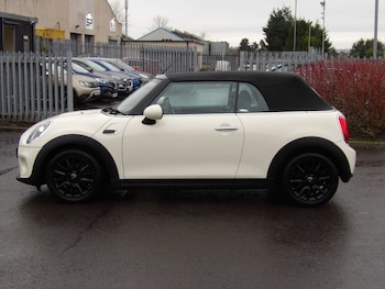 Used MINI Convertible 2018 for sale - 77140922: Photo