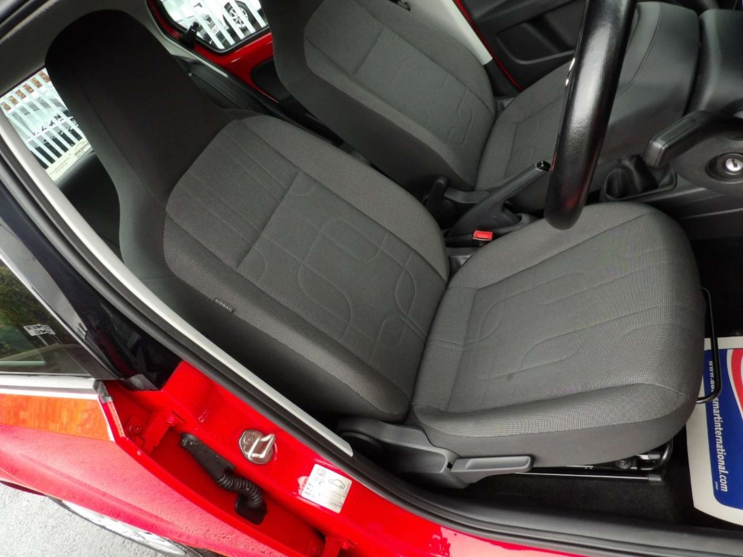 Used Volkswagen up! 2015 for sale - 76600905: Photo 12