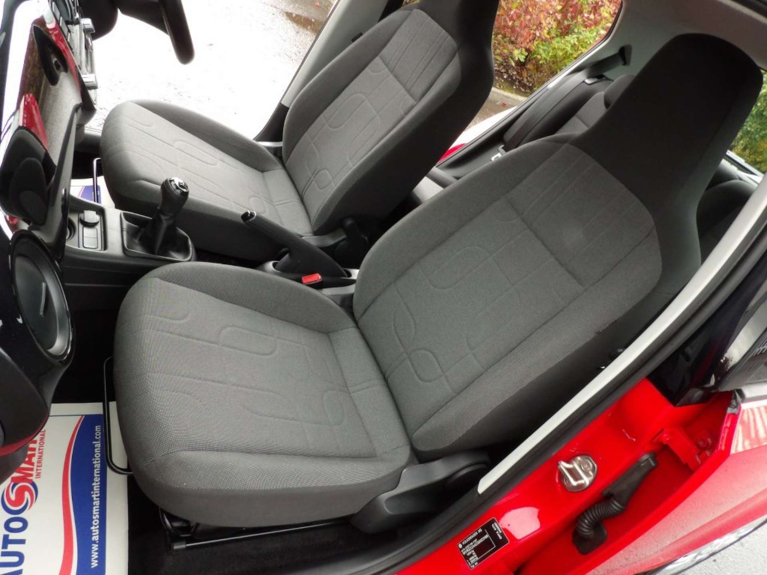 Used Volkswagen up! 2015 for sale - 76600905: Photo 16