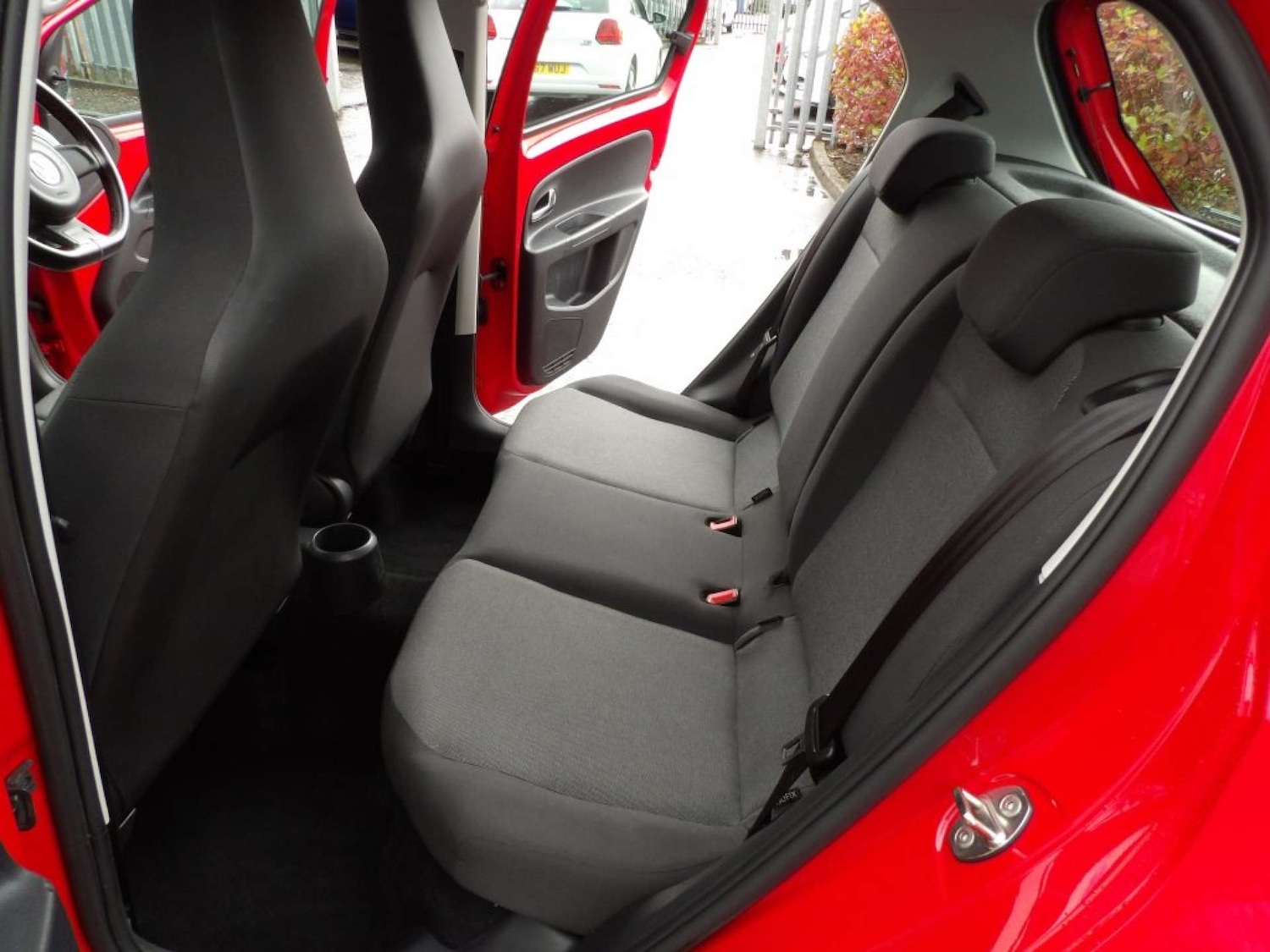 Used Volkswagen up! 2015 for sale - 76600905: Photo 17