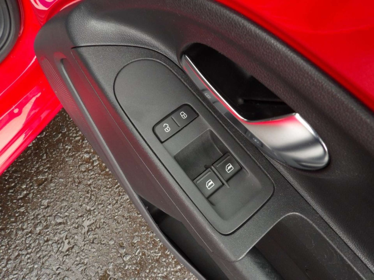 Used Volkswagen up! 2015 for sale - 76600905: Photo 20