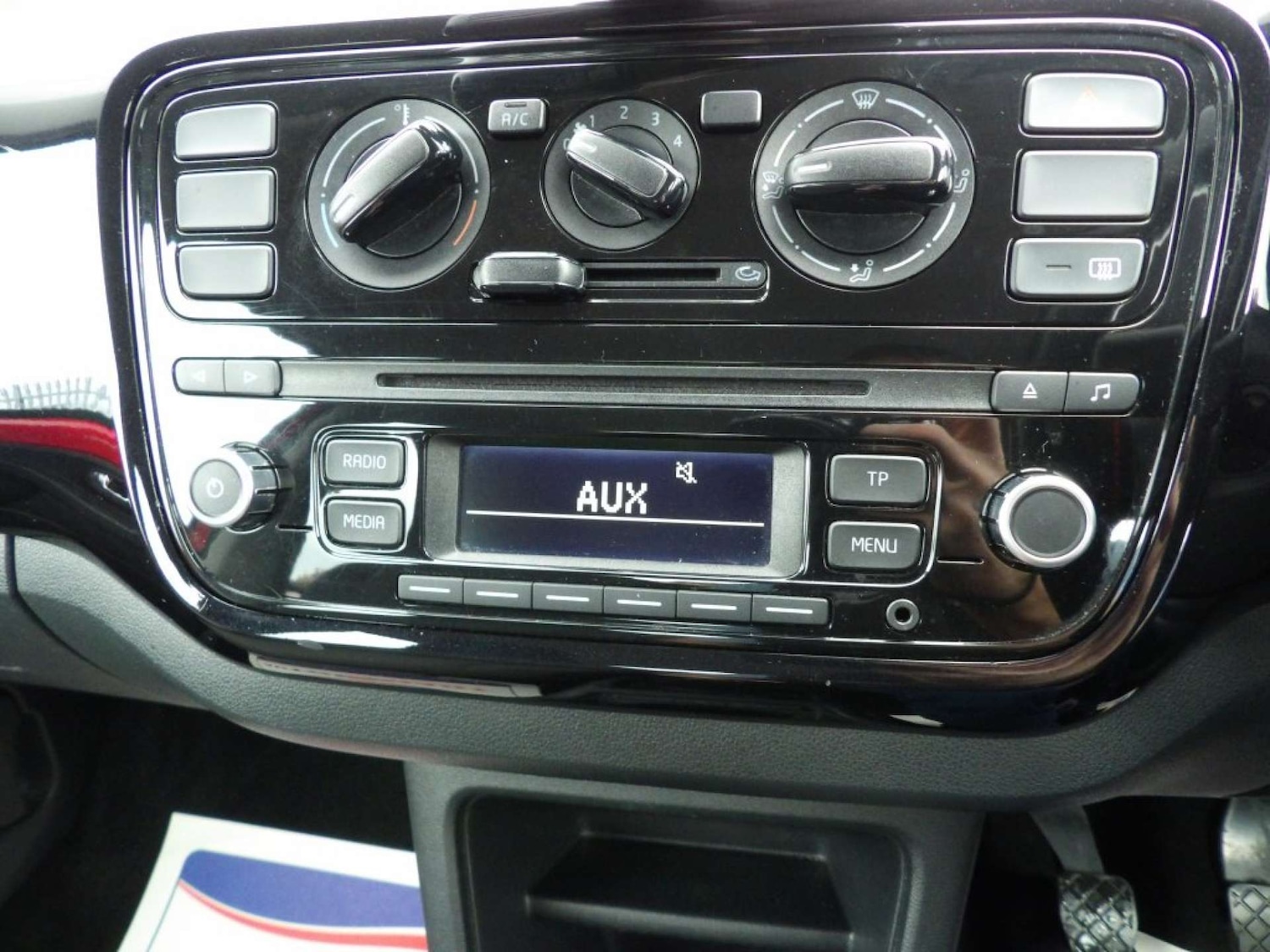 Used Volkswagen up! 2015 for sale - 76600905: Photo 23