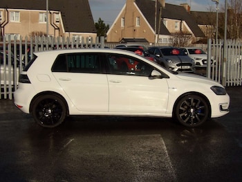 Used Volkswagen Golf 2015 for sale - 78048907: Photo