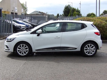 Used Renault Clio 2017 for sale - 79575835: Photo