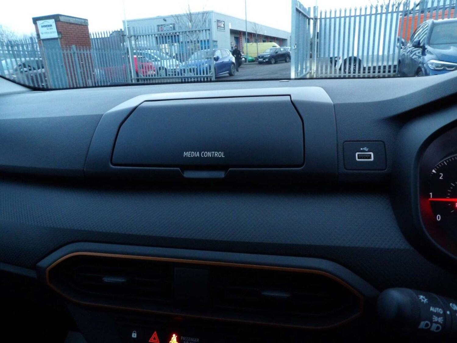 Used Dacia Sandero 2021 for sale - 77049113: Photo 26