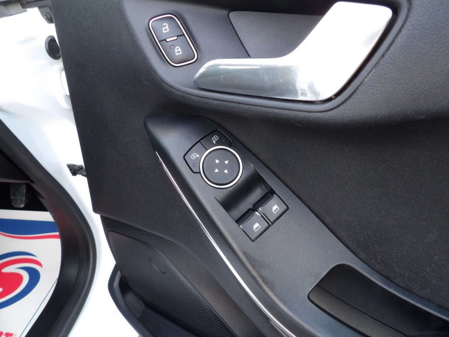 Used Ford Fiesta 2018 for sale - 76630392: Photo 19