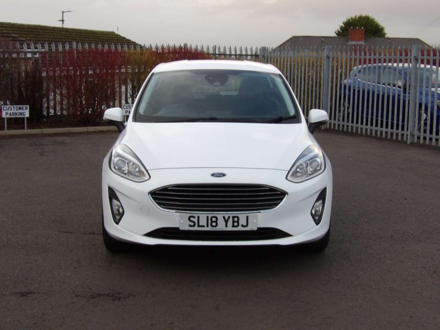Used Ford Fiesta 2018 for sale - 76630392: Photo 2
