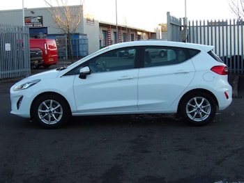 Used Ford Fiesta 2018 for sale - 76630392: Photo