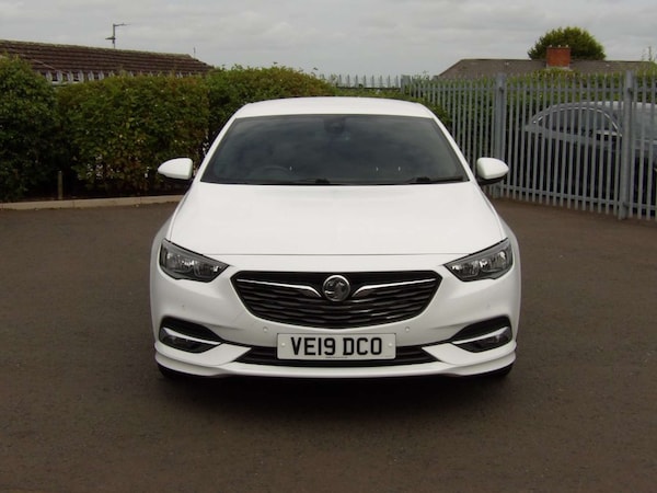 Used Vauxhall Insignia 2019 for sale - 75448353: Photo 2