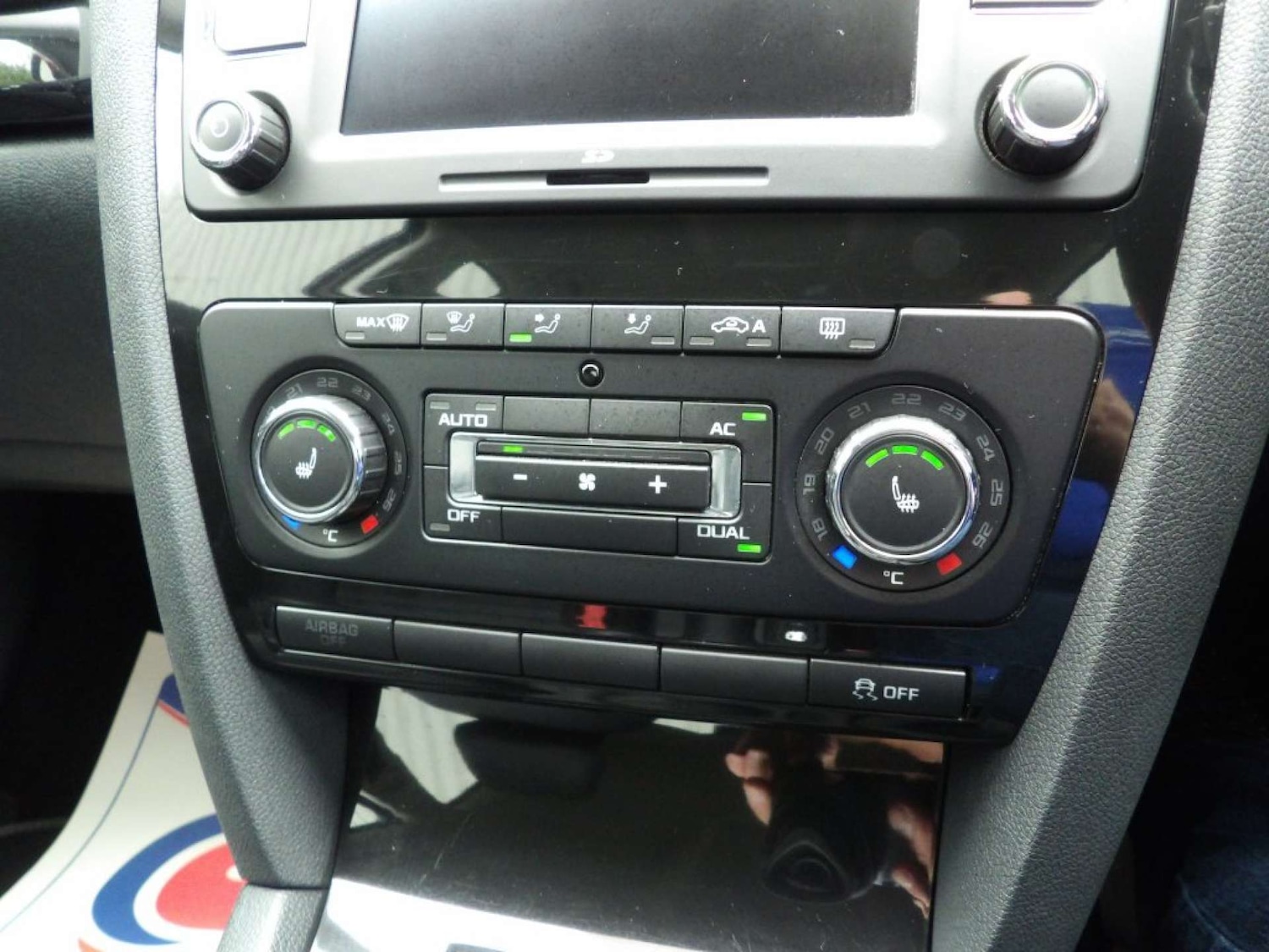Vehicle 29
