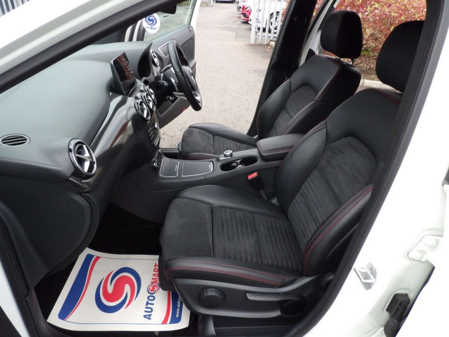 Used Mercedes-Benz B Class 2017 for sale - 76363697: Photo 15