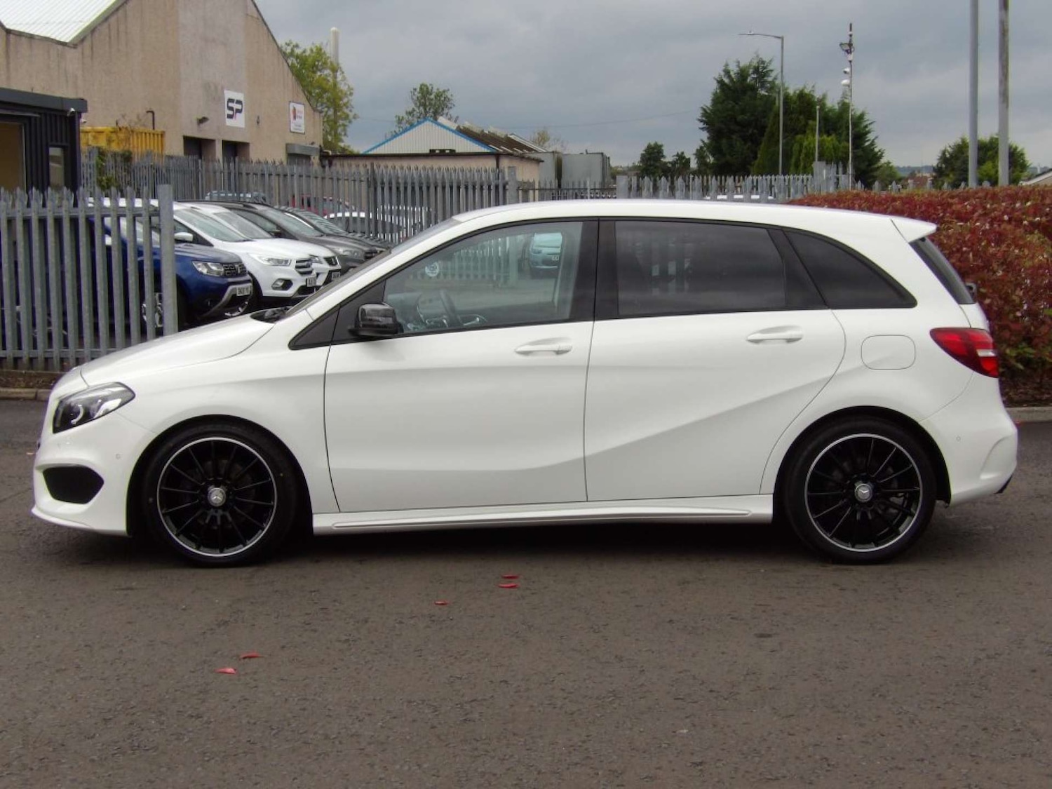 Used Mercedes-Benz B Class 2017 for sale - 76363697: Photo 4