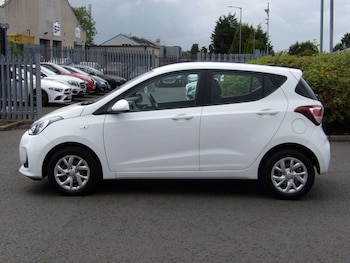 Used Hyundai i10 2018 for sale - 79296736: Photo