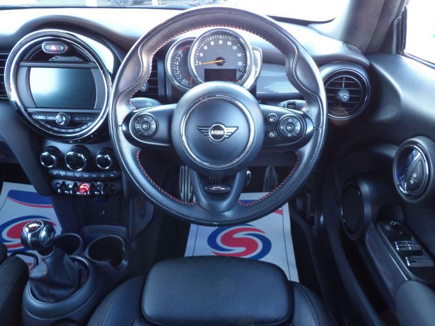 Used MINI Convertible 2019 for sale - 77807478: Photo 17