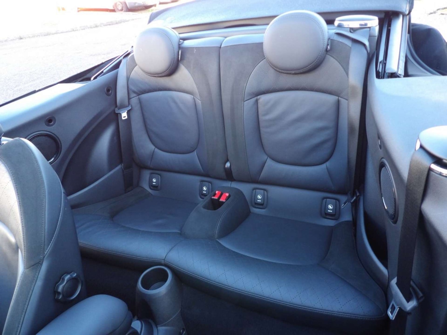 Used MINI Convertible 2019 for sale - 77807478: Photo 25