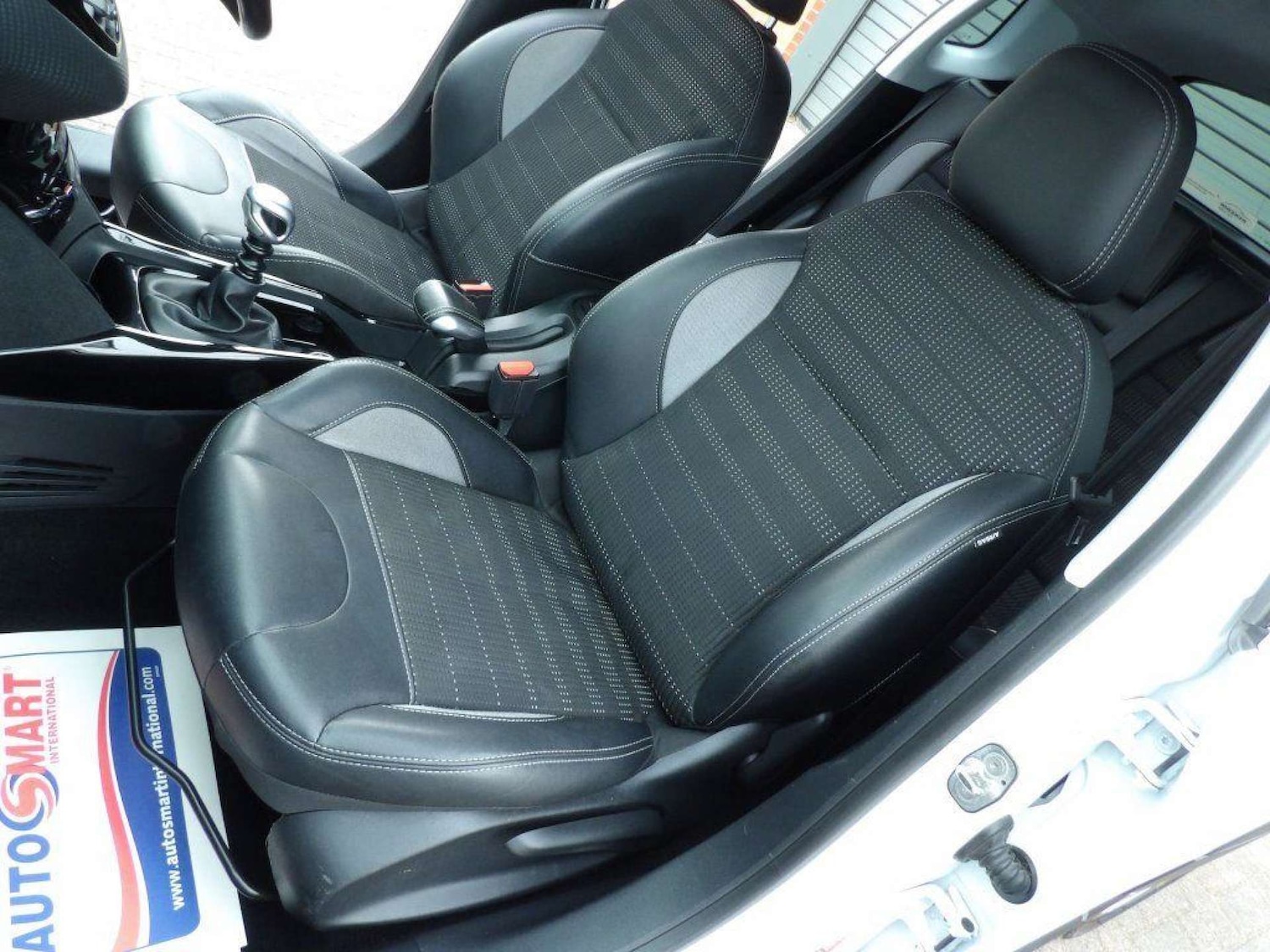 Used Peugeot 2008 2017 for sale - 76601877: Photo 16