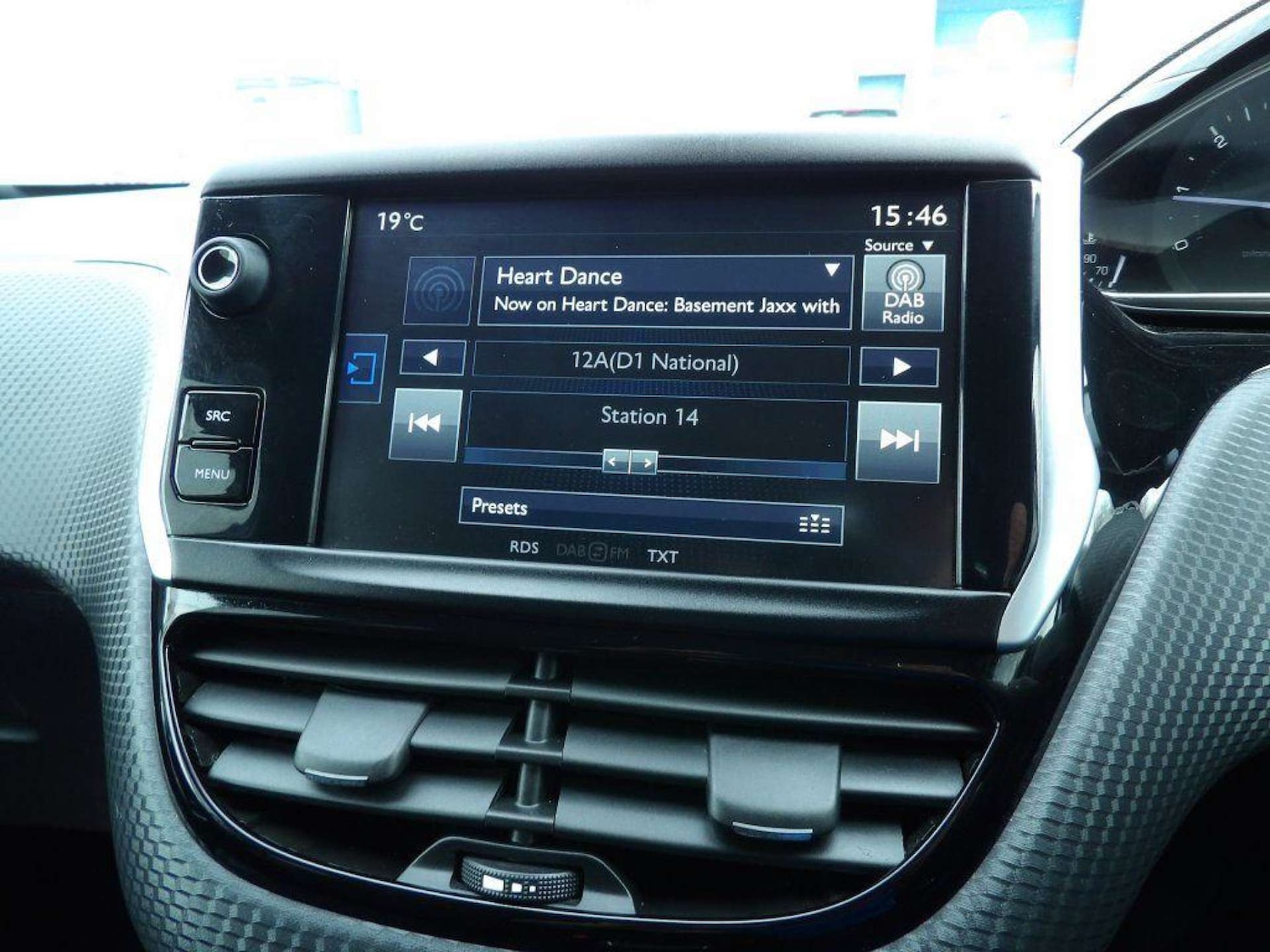 Used Peugeot 2008 2017 for sale - 76601877: Photo 25