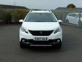 Used Peugeot 2008 2017 for sale - 76601877: Photo
