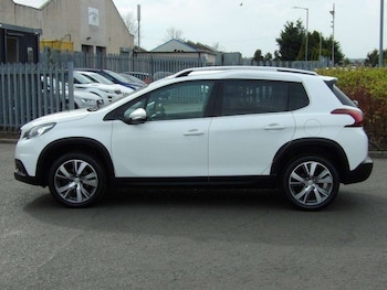 Used Peugeot 2008 2017 for sale - 76601877: Photo