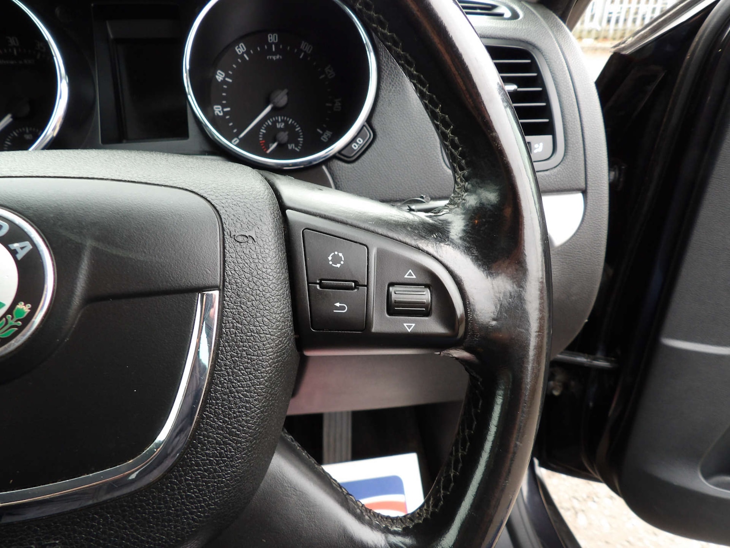 Used Skoda Yeti 2012 for sale - 76345013: Photo 23