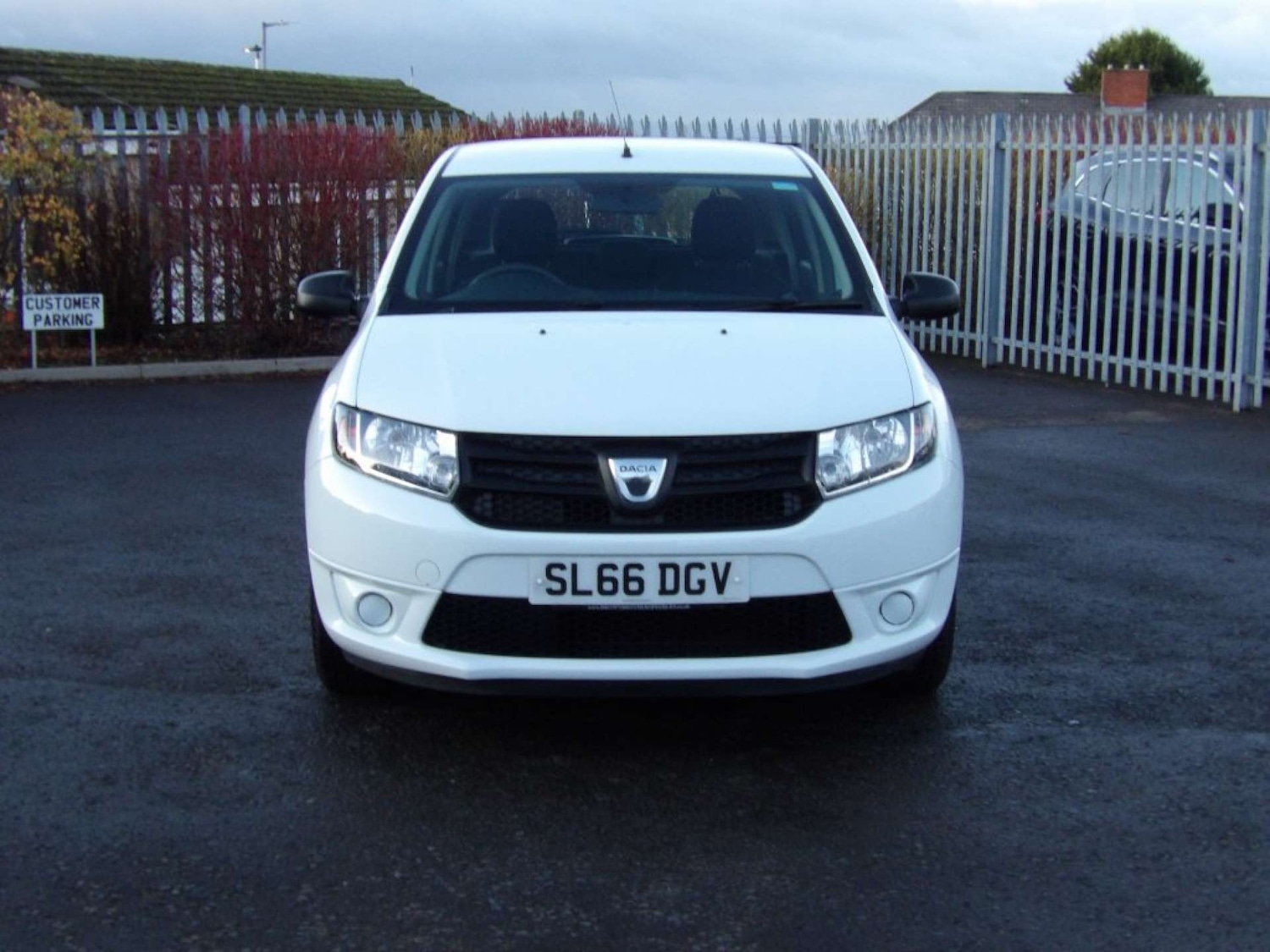 Used Dacia Sandero 2016 for sale - 76583410: Photo 2